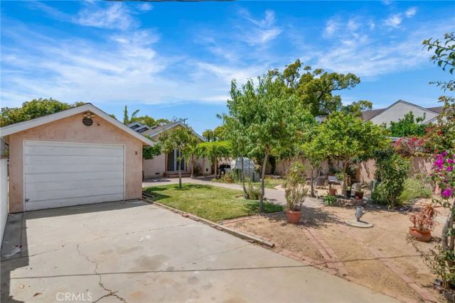 1136 N Marine Avenue, Wilmington, CA 90744