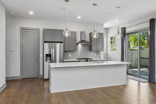 2807B W Kirkwood Ave, Nashville, TN 37204