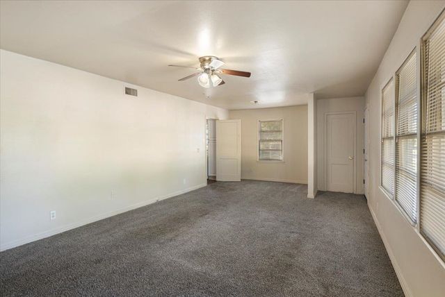 837 S Palmer Ave, Tyler, TX 75702