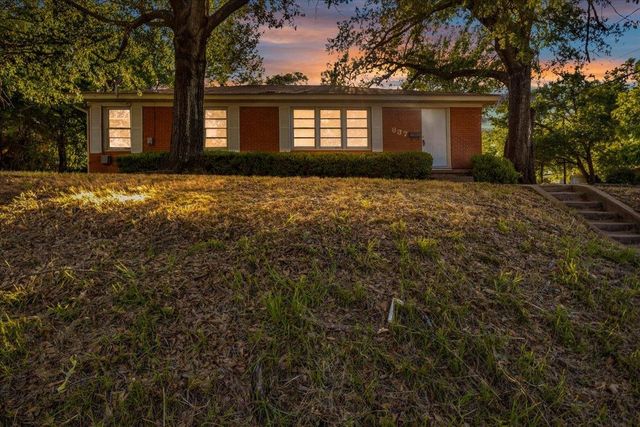 837 S Palmer Ave, Tyler, TX 75702