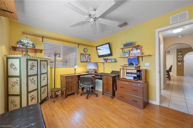 2610 6th AVE NE, Naples, FL 34120