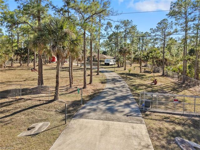 2610 6th AVE NE, Naples, FL 34120