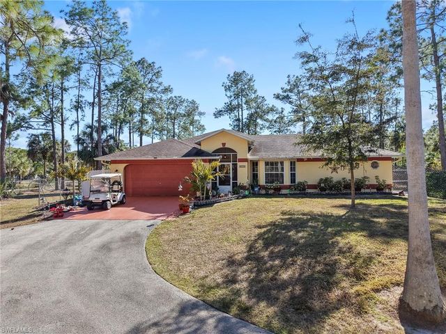 2610 6th AVE NE, Naples, FL 34120