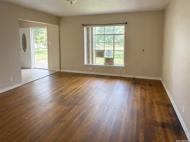 3138 LINN RD, San Antonio, TX 78223