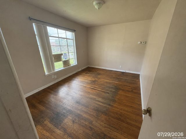 3138 LINN RD, San Antonio, TX 78223