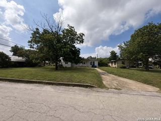 3138 LINN RD, San Antonio, TX 78223