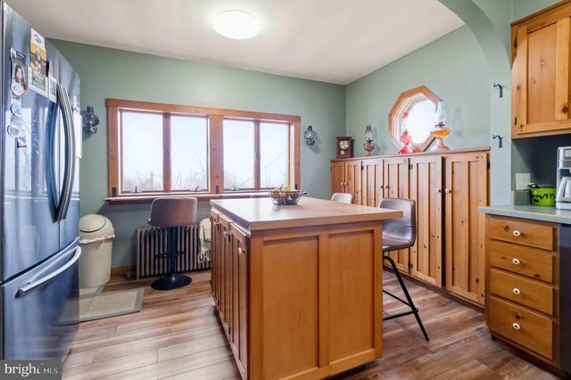 38 STATE RD, Barnesville, PA 18214