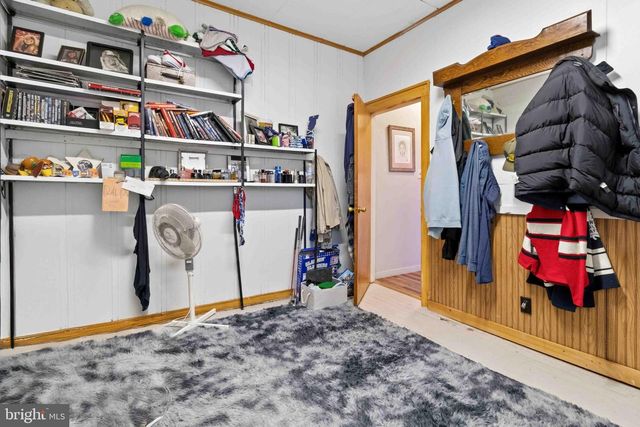 38 STATE RD, Barnesville, PA 18214