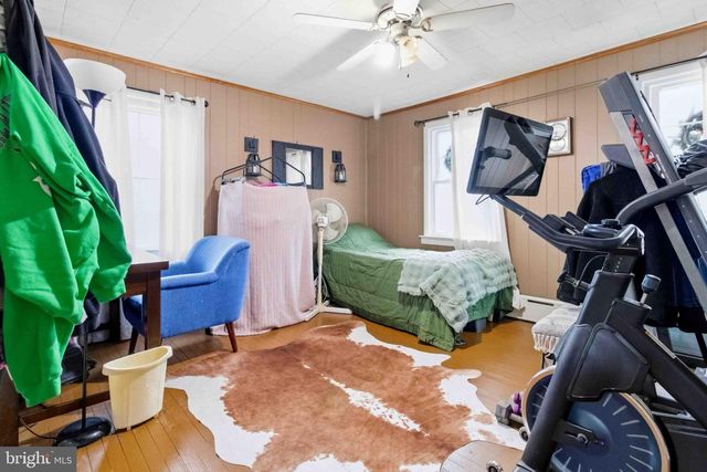 38 STATE RD, Barnesville, PA 18214