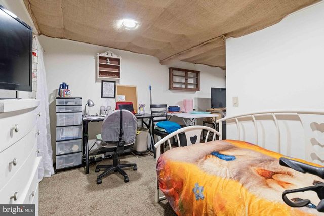 38 STATE RD, Barnesville, PA 18214