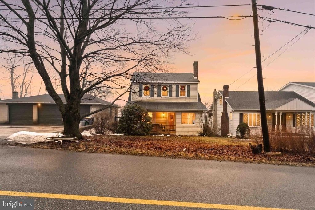 38 STATE RD, Barnesville, PA 18214