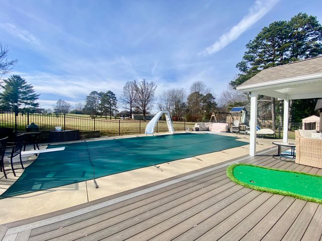 1807 Drake Drake Lane, London, KY 40741