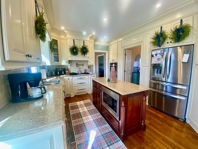 1807 Drake Drake Lane, London, KY 40741