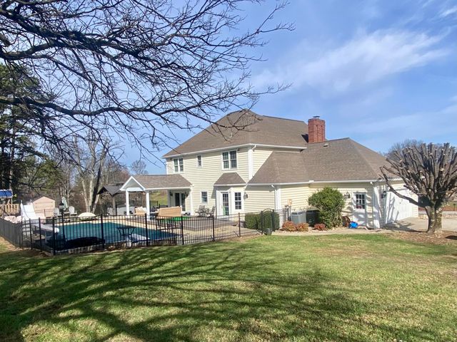 1807 Drake Drake Lane, London, KY 40741