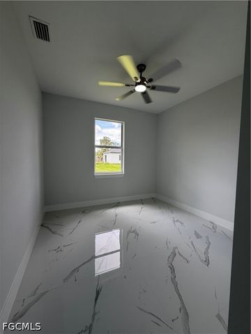 846 Runble ST E, Lehigh Acres, FL 33974