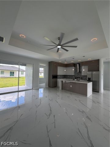 846 Runble ST E, Lehigh Acres, FL 33974