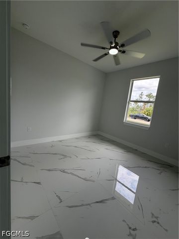 846 Runble ST E, Lehigh Acres, FL 33974