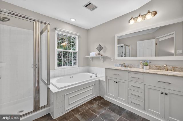 13524 HAYWORTH DR, Potomac, MD 20854