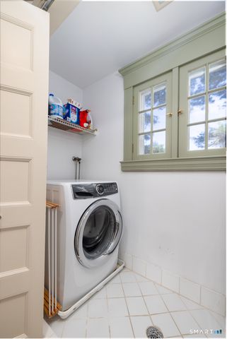 720 Spring Street, Manchester, CT 06040