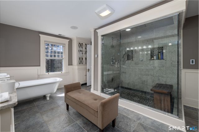 720 Spring Street, Manchester, CT 06040