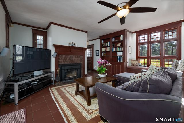 720 Spring Street, Manchester, CT 06040