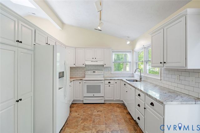 4900 Banbridge Ct, Henrico, VA 23228