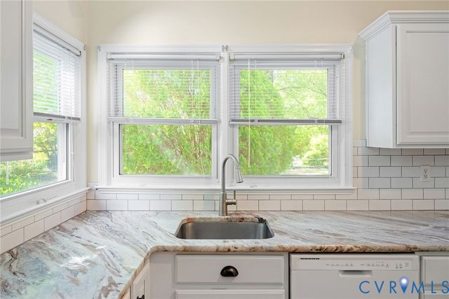 4900 Banbridge Ct, Henrico, VA 23228