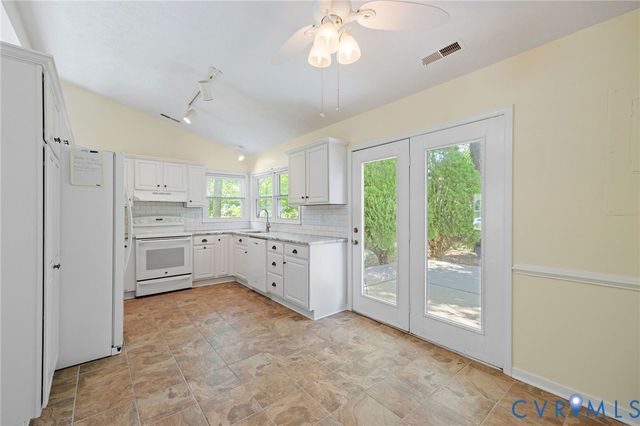 4900 Banbridge Ct, Henrico, VA 23228