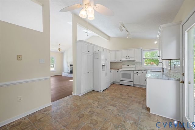 4900 Banbridge Ct, Henrico, VA 23228