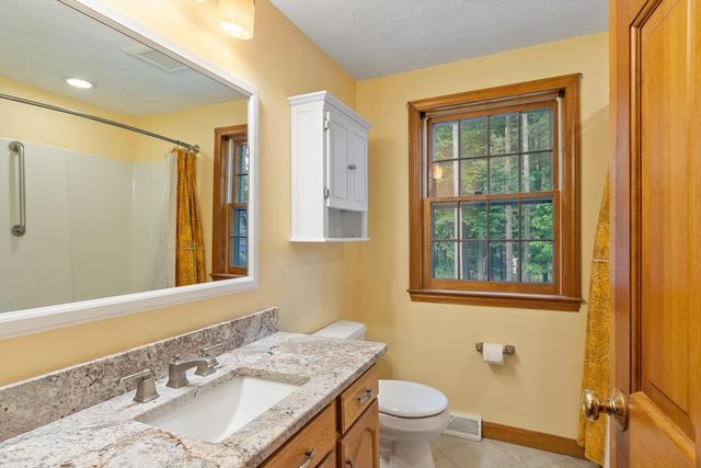 59 Old Lowell Rd, Westford, MA 01886