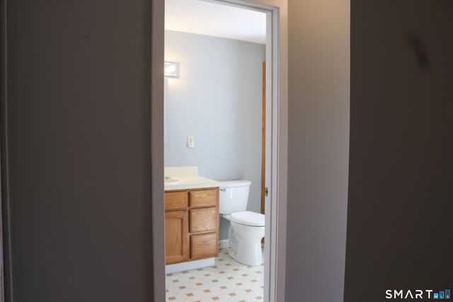 4 Shelton Street, Derby, CT 06418