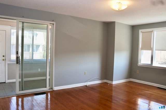 4 Shelton Street, Derby, CT 06418