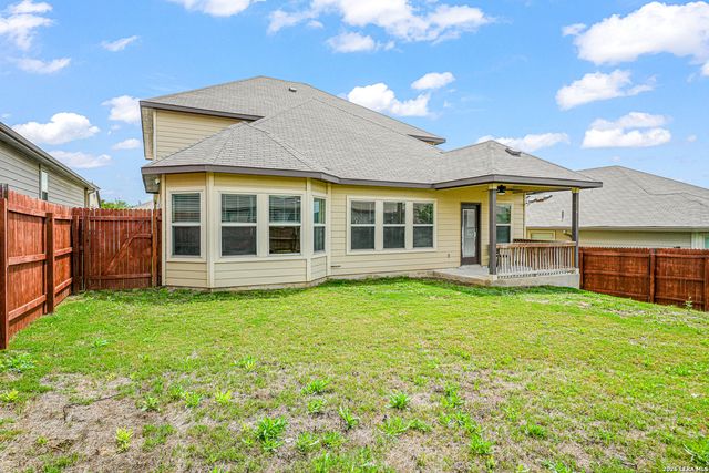 26067 SCENIC CREST BLVD, Boerne, TX 78006