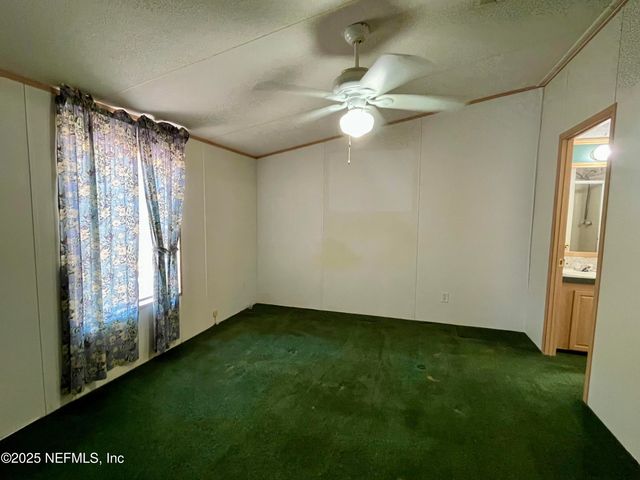 241 ST JOHNS Avenue, Satsuma, FL 32189