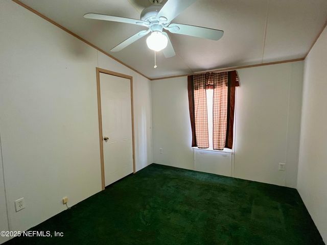 241 ST JOHNS Avenue, Satsuma, FL 32189