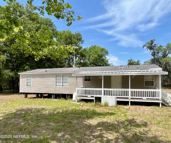241 ST JOHNS Avenue, Satsuma, FL 32189