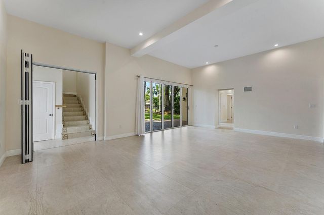 921 SW 17th St, Fort Lauderdale, FL 33315