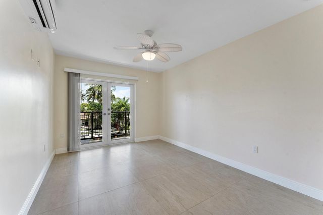 921 SW 17th St, Fort Lauderdale, FL 33315