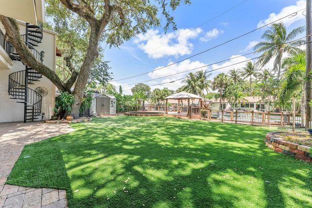 921 SW 17th St, Fort Lauderdale, FL 33315