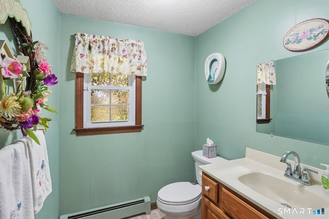 82 Buckley Highway, Stafford, CT 06076