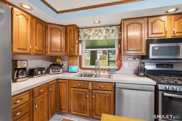 82 Buckley Highway, Stafford, CT 06076
