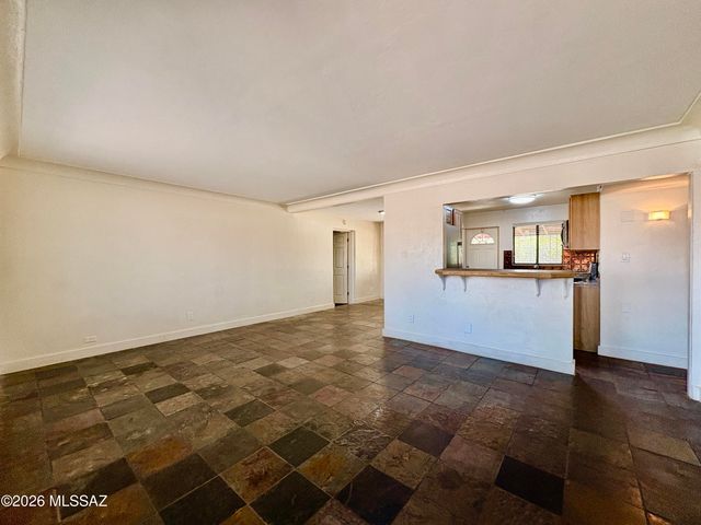 6060 E 2nd Street, Tucson, AZ 85711