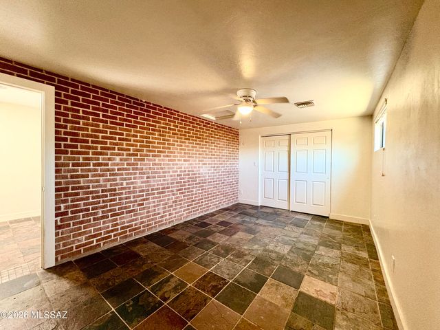 6060 E 2nd Street, Tucson, AZ 85711