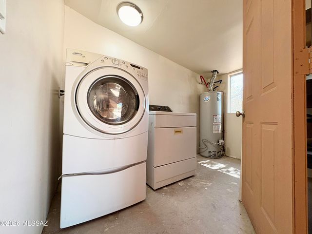 6060 E 2nd Street, Tucson, AZ 85711