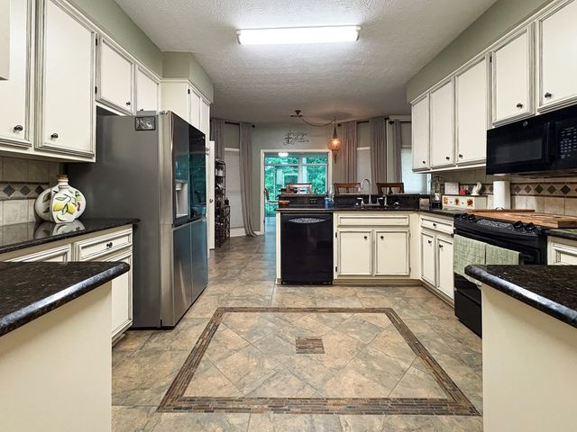 2 Mink Court, Midland, GA 31820