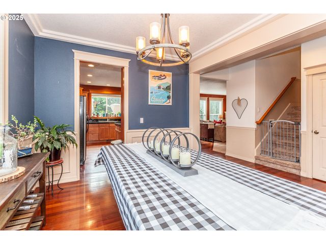 33102 FELISHA Way, Scappoose, OR 97056