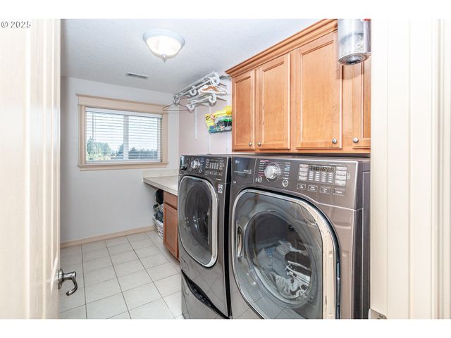 33102 FELISHA Way, Scappoose, OR 97056