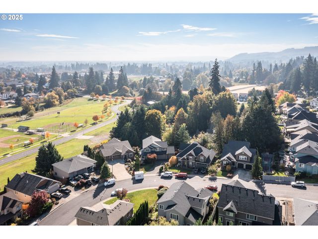 33102 FELISHA Way, Scappoose, OR 97056