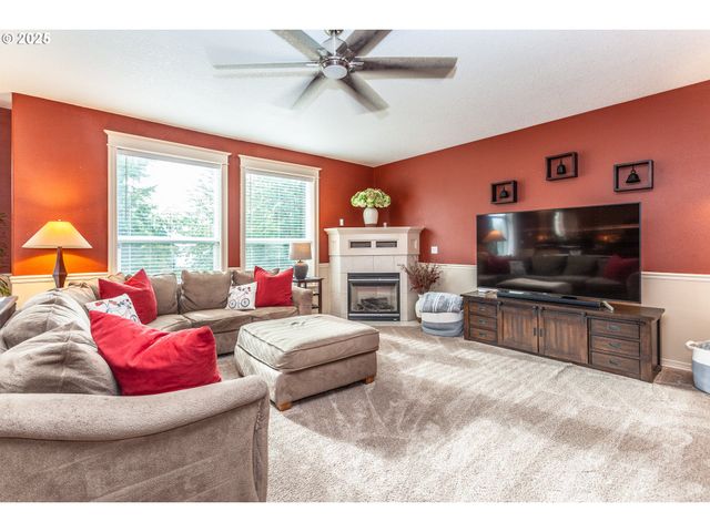 33102 FELISHA Way, Scappoose, OR 97056