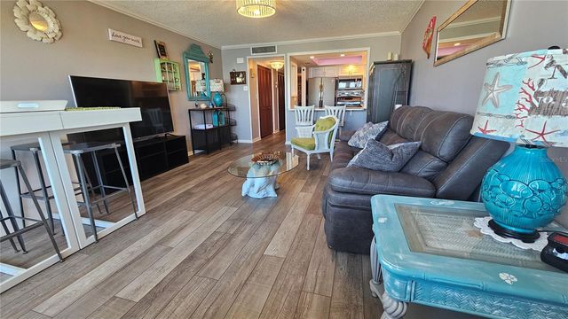 4575 COVE CIRCLE 1105, St Petersburg, FL 33708